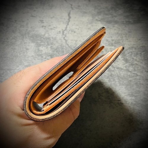 イタリアンレザー 折財布 メンズ財布 財布 本革 牛革 生成り イタリアンレザー 折財布 メンズ財布 財布 本革 牛革 生成り