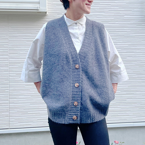 ふわふわAランプゆったり着やすいニットベストグレー22020GLF【新作