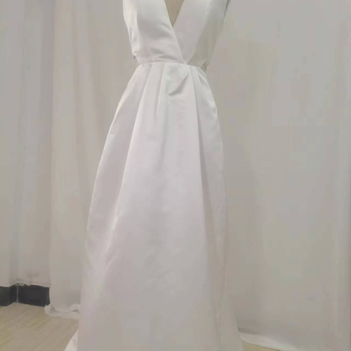 Vネック バックリボン ソフトマーメイドウエディングドレス ドレス  