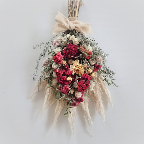 ワイルドフラワーと秋のフライングボール　ケイトウ　パンパスグラス ワイルドフラワーと秋のフライングボール ケイトウ