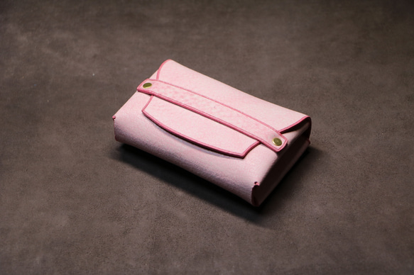 新品·未使用　正規品　プラダ　サフィアーノレザー　カードケースー　ピンク プラダ PRADA カードケース （ピンク） -ファッション通販 FASHION WALKER