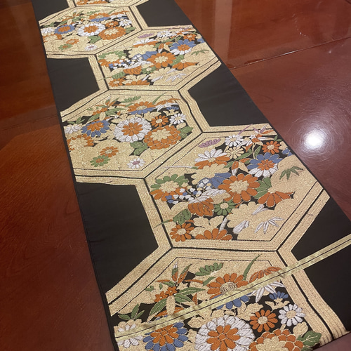 豪華刺繍の袋帯から作った正絹テーブルランナー 帯リメイク1687