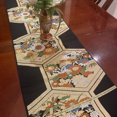 豪華刺繍の袋帯から作った正絹テーブルランナー 帯リメイク1687