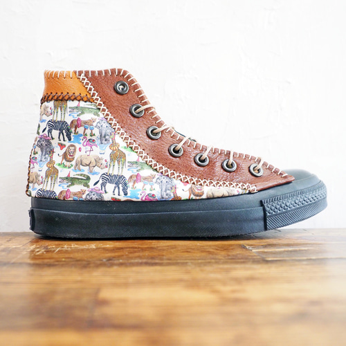 受注制作】リバ＆モリスの牛革パッチワーク靴 HI 黒ソール スニーカー  