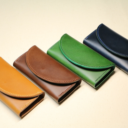 丸フラップキーケース】ブッテーロ キャメル EE-002 キーケース