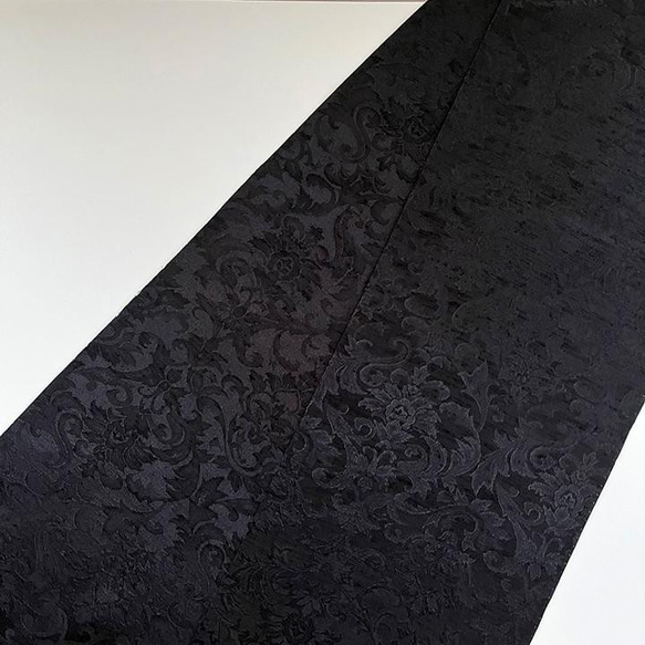 ダマスクの紋織 黒鶫(くろつぐみ) 半衿 ハンドメイド半襟 ブラック ボタニカル 8枚目の画像
