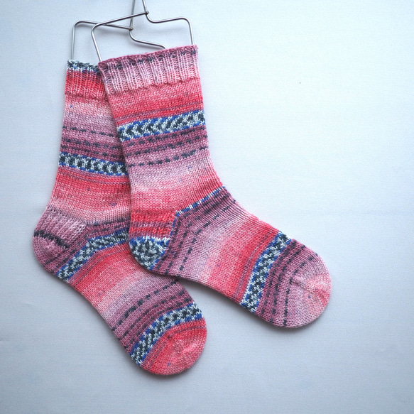 手編みの靴下 （Opalソックヤーン） 5枚目の画像