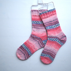 手編みの靴下 （Opalソックヤーン） 4枚目の画像