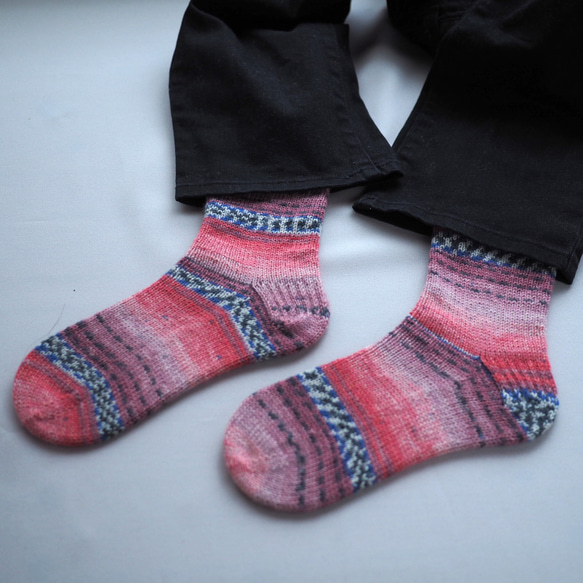 手編みの靴下 （Opalソックヤーン） 7枚目の画像