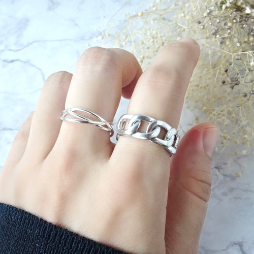 Creema限定！送料無料！クロスラインのシルバーリングとチェーンリング