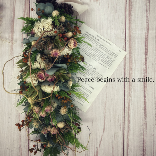 ユーカリとコニファーの縦長ガーランドB:ドライフラワー