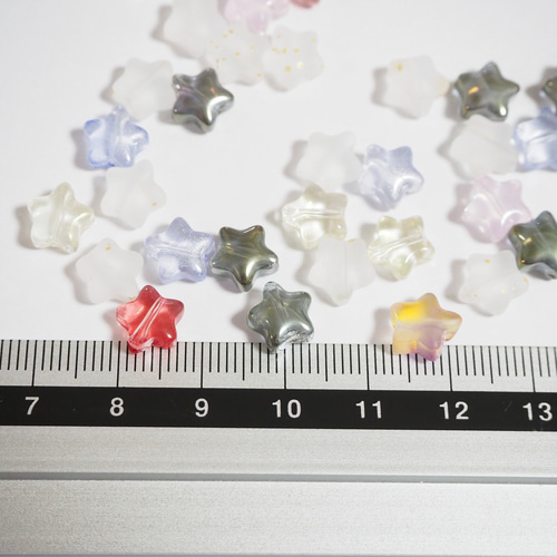 30個 スター ガラスビーズ 8mm ミックスカラー アクセサリーパーツ 