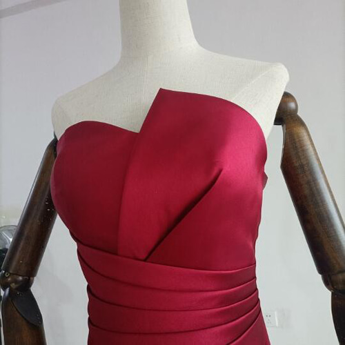 可愛い 花嫁 前撮り パーティードレス ワインレッド トレーン 二次会  