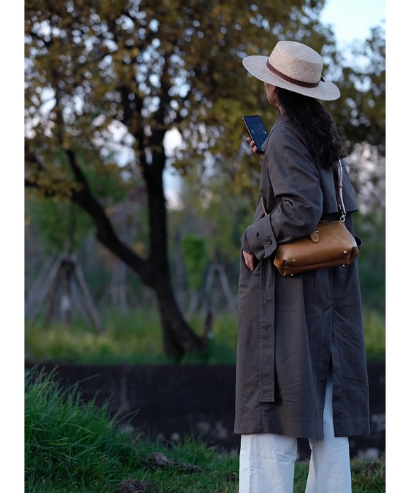 [Kirisen-ha] 非常受歡迎！橫式小包，女士手工皮革單肩包，全手工縫製 第10張的照片