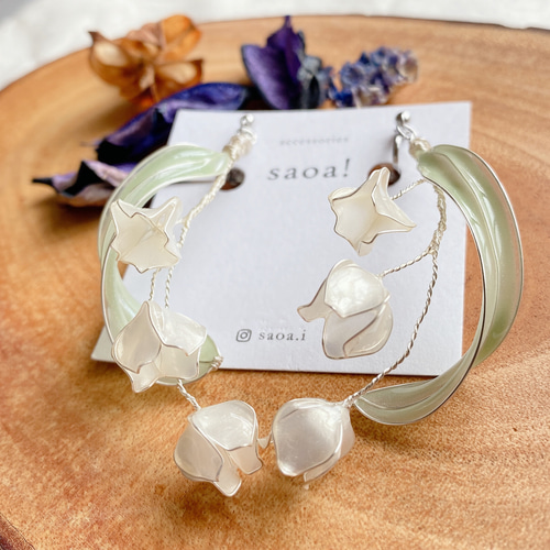 一輪のすずらんのピアス＆イヤリング【鈴蘭】 ピアス（スタッド・一粒 