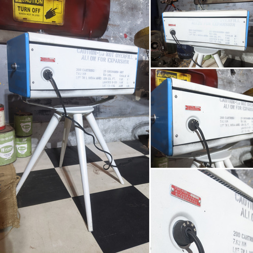 アメリカンヴィンテージな部屋作り/ ガスストーブ(改)電気 アメリカンヴィンテージな部屋作り/ ガスストーブ(改)電気