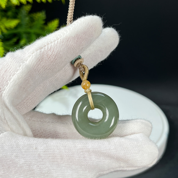 ペンダント(和田玉)