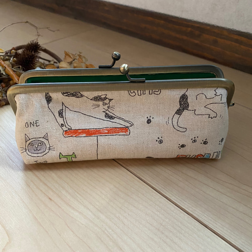 受注製作】保護ネコちゃんの飼い主さんに選ばれてます かぎ針収納 ネコ