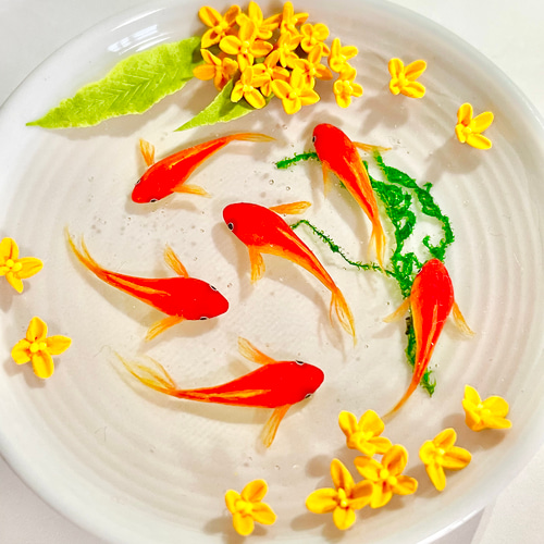 小皿で泳ぐ金魚 金木犀 インテリア雑貨 置物 その他インテリア雑貨