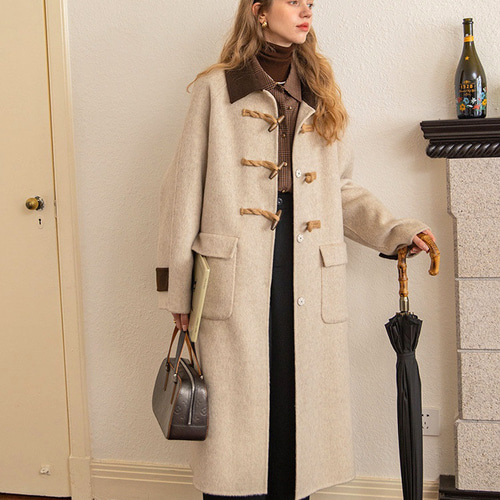 ベージュ ダッフルコート ウール混合