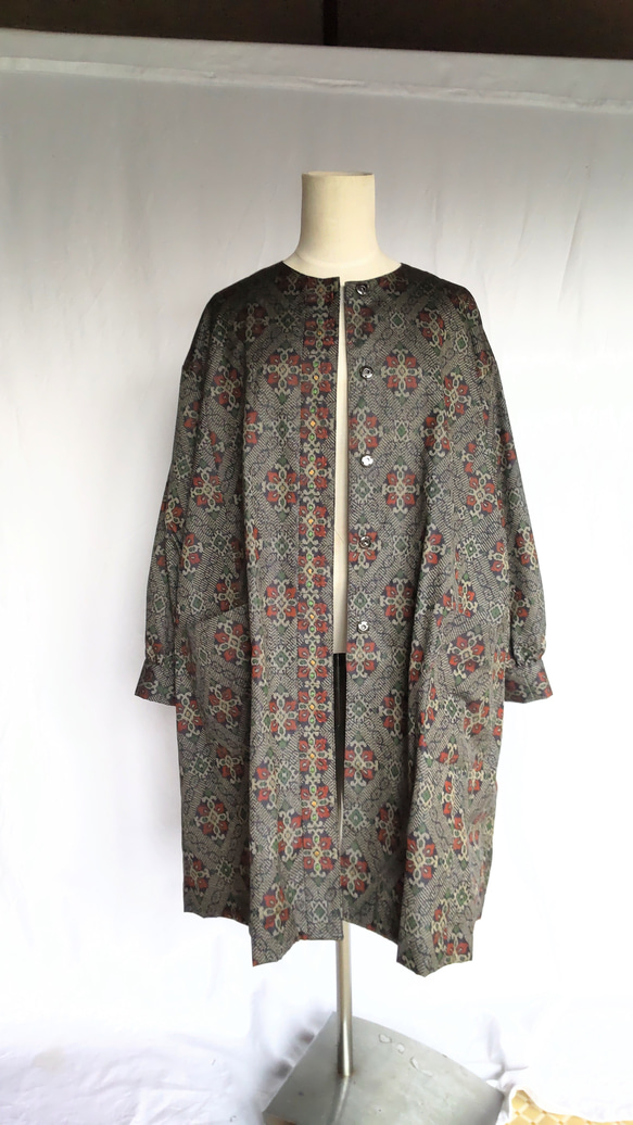 絹着物のスプリングコート