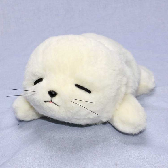 アザラシの赤ちゃんアザラシの赤ちゃん・ぬいぐるみ 羊毛