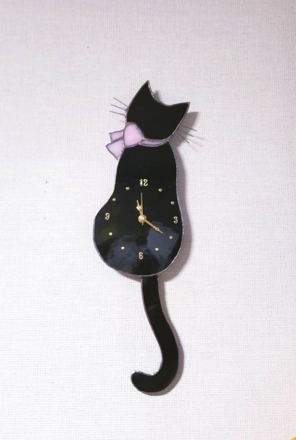 商売繁盛モチーフ　ステンドグラス　黒猫のしっぽ振り時計 4枚目の画像