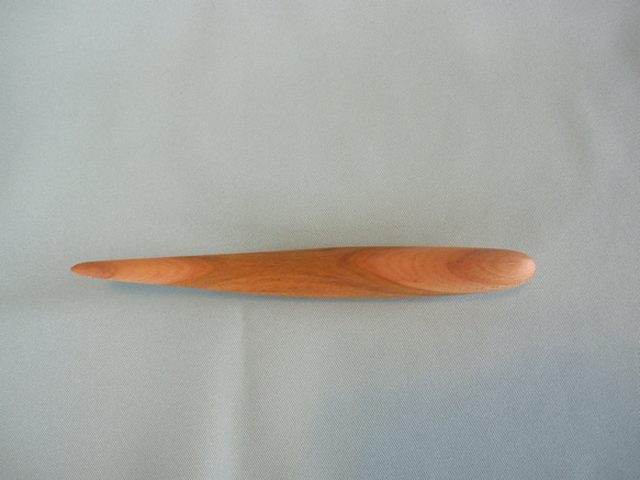 木のペーパーナイフ　L 型　（ 国産材ヤマザクラ ） 5枚目の画像