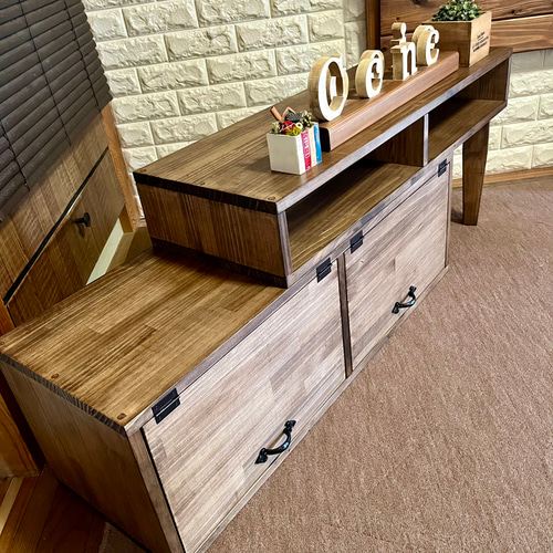 自在伸縮テレビボード 103-150cm 50インチ対応 角度調整 収納付 自在伸縮テレビボード 103-150cm 50インチ対応 角度調整 収納付