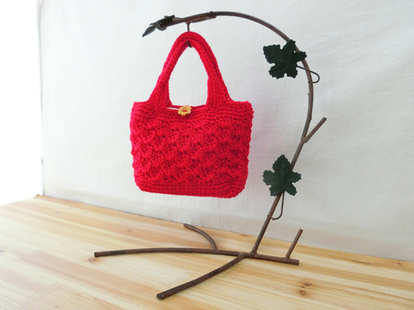 手編みミニミニトートバッグ 　赤　松編み 1枚目の画像