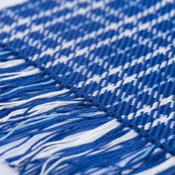 手織り　タータンチェック風綾織兵児帯　　青系《 ブルーウィンタータン》 6枚目の画像