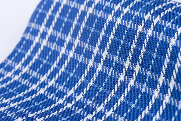 手織り　タータンチェック風綾織兵児帯　　青系《 ブルーウィンタータン》 4枚目の画像