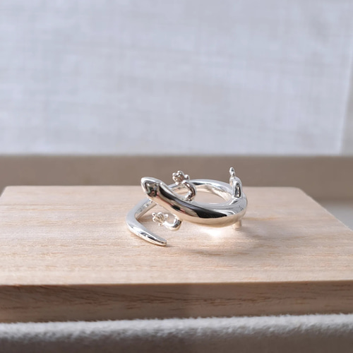 トカゲのリング】 トカゲ指輪 トカゲアクセサリー トカゲジュエリー