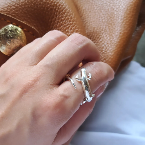 トカゲのリング】 トカゲ指輪 トカゲアクセサリー トカゲジュエリー