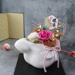 カンパニュラと小さな野花のスワッグ スワッグ sui-sui-obake