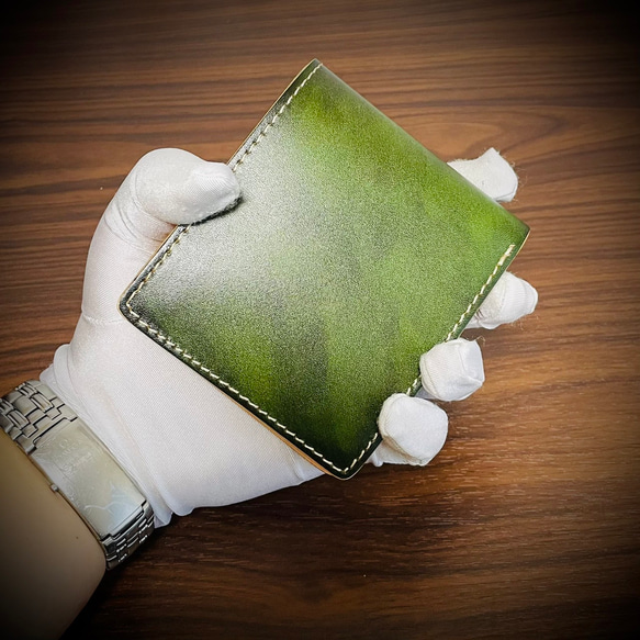 イタリアンレザー アドバンレザー 折財布 二つ折り 財布 メンズ 本革 牛革 経年変化 グリーン 緑 3枚目の画像