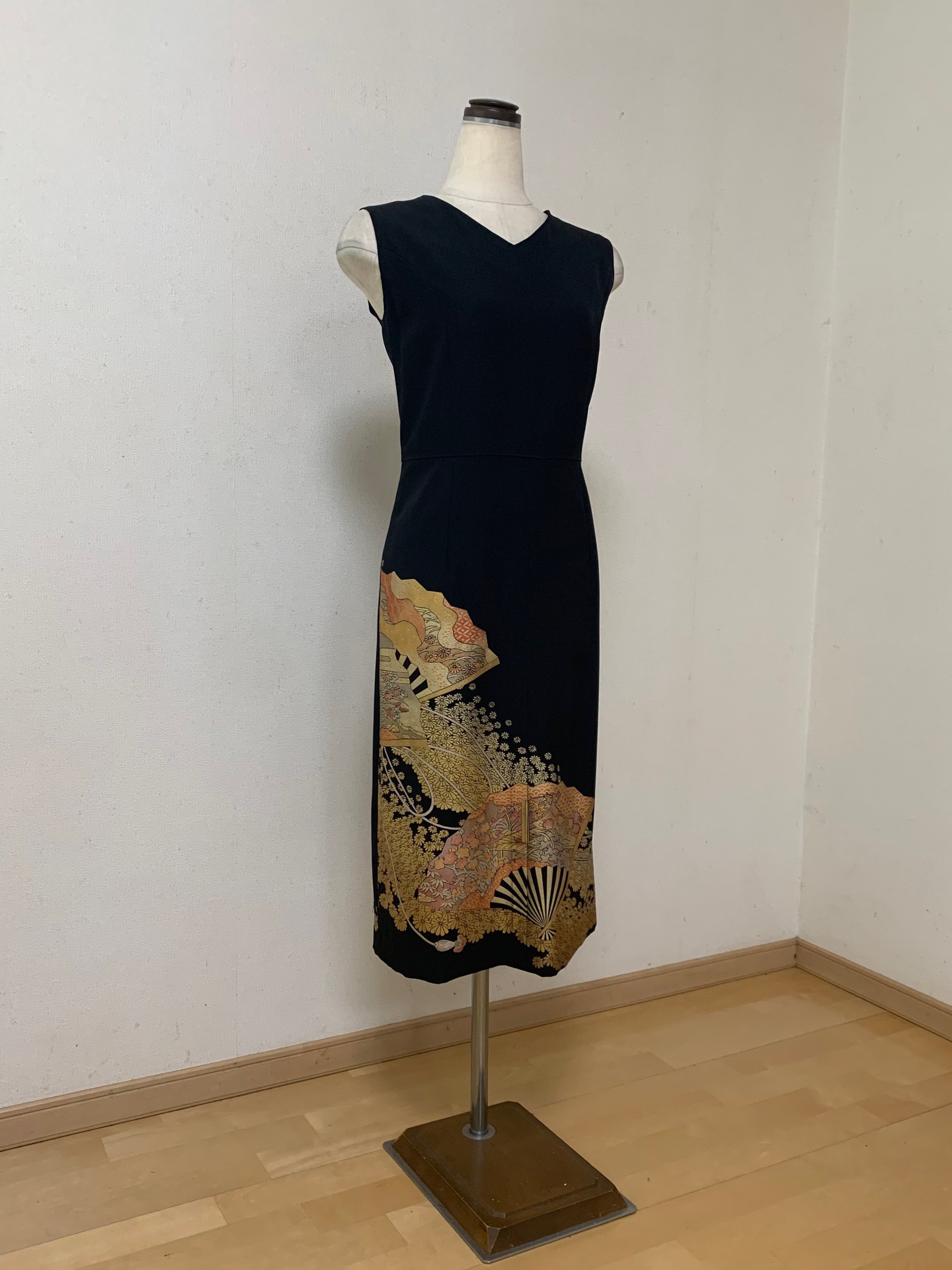 金彩 扇 連菊 作家モノ 黒留袖のシンプルフォーマルワンピース