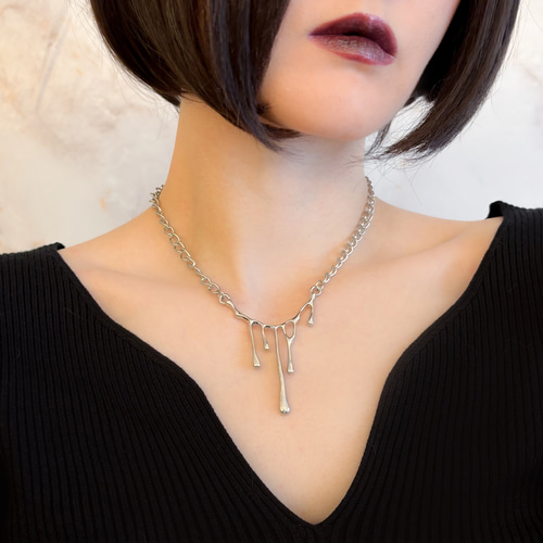 シルバー：滴るは鋼の血：シルバーチェーンのチョーカーネックレス