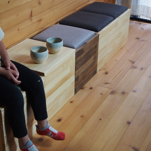 即日納品対応】81.カラーが選べるCubic Stool Doble収納スツール/イス