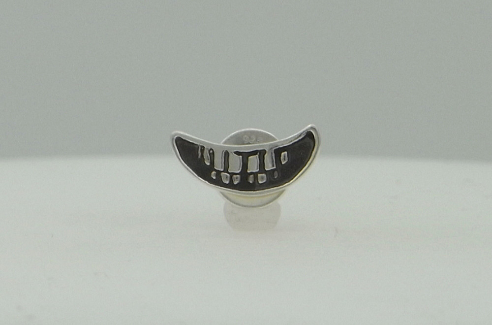 smile stamp Pierce_7
