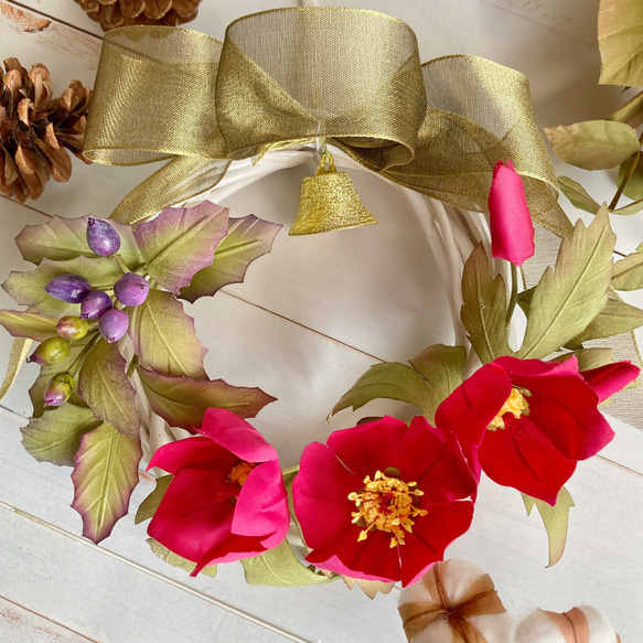 Creema限定」 布花 クリスマスローズとヒイラギのリース クリスマス
