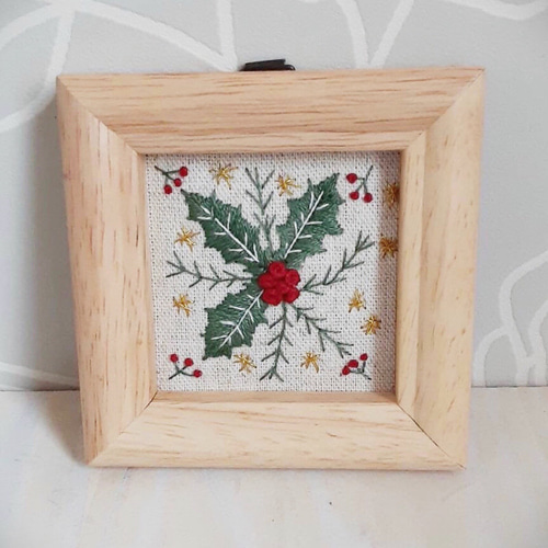 新作】刺繍フレーム☆ひいらぎ①柊 壁飾り 冬 クリスマス インテリア