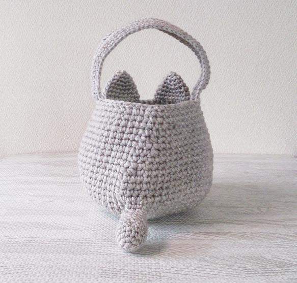 ニットバッグ (猫耳ワンハンドル：グレー） 猫バッグ 編み物 ネコバッグ 4枚目の画像