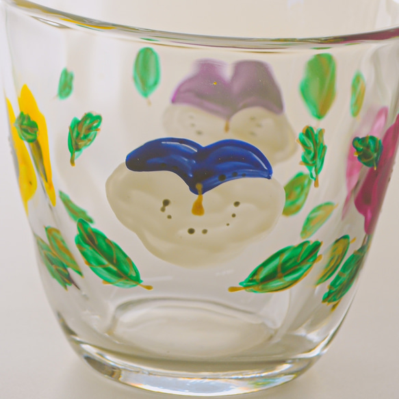 ガラスのフリーカップ パンジー 2枚目の画像