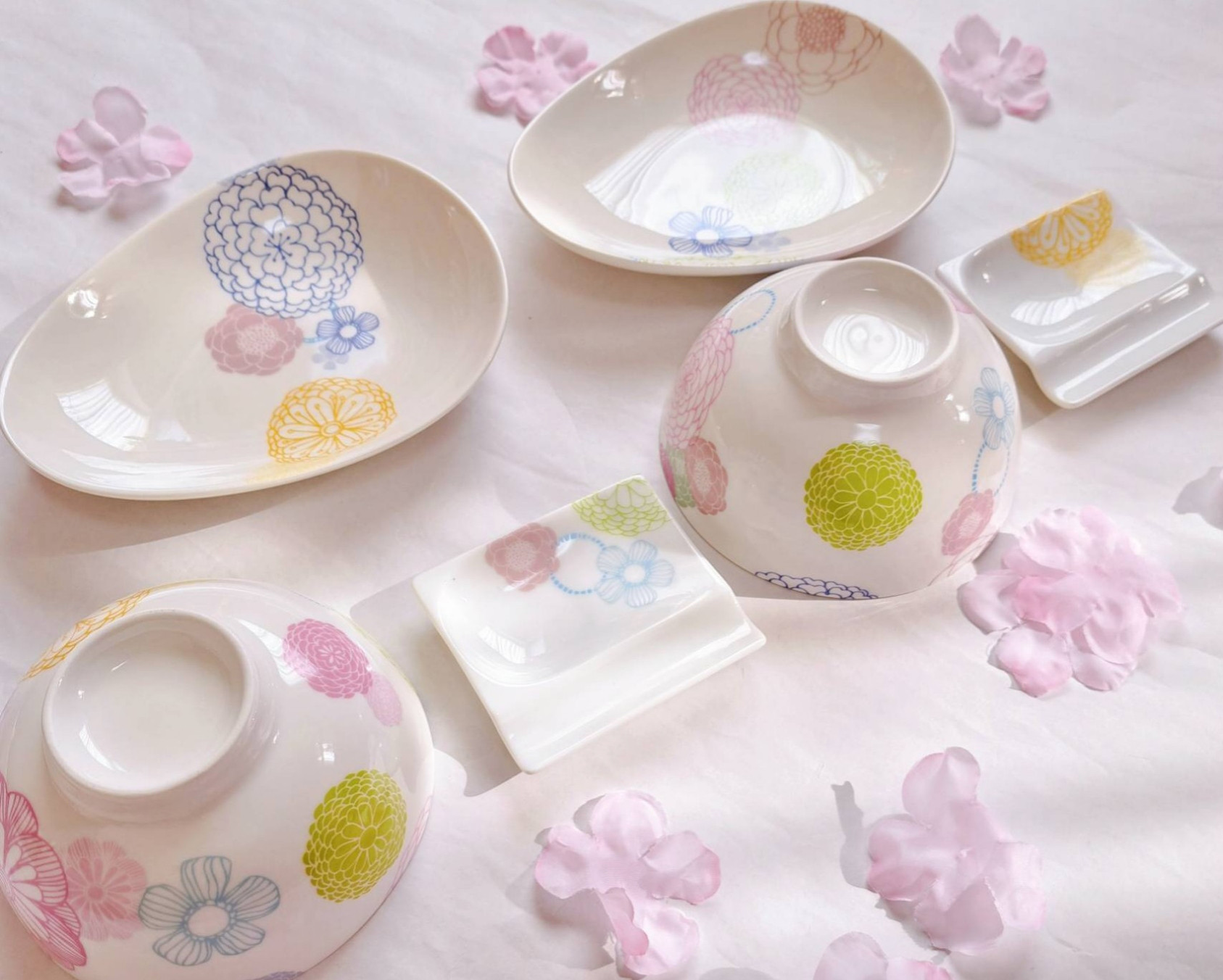 ◆◇セット◇◆夫婦お茶碗　小皿付き箸置き　丸長皿　さ３点セット　結婚祝い　還暦祝い　新築祝い　和柄　カラフル