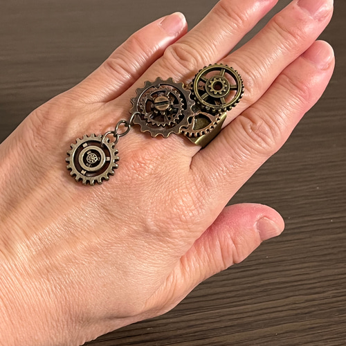 揺れる ギアリング (スチームパンク) 指輪・リング irodori 通販