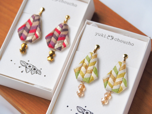 【Holiday tree】刺繍耳飾り　シャンパンゴールド 5枚目の画像