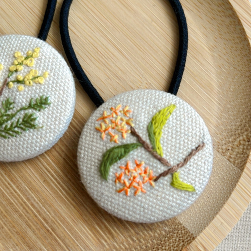 秋】金木犀 刺繍ヘアゴム ヘアゴム -sigmul- 通販 14775878｜Creema