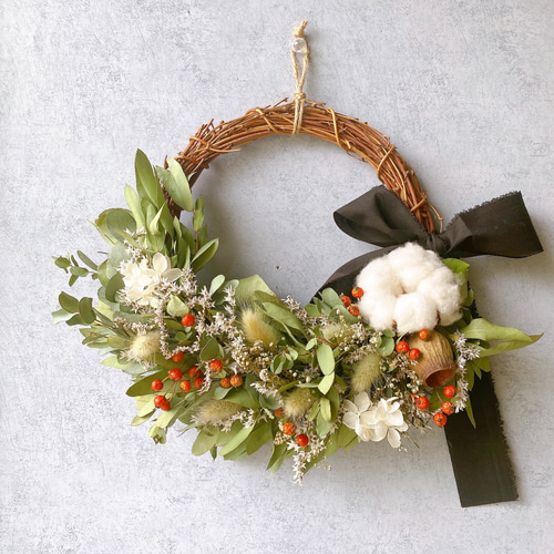 早割】green＆White winter wreath ドライフラワー 今から飾れる