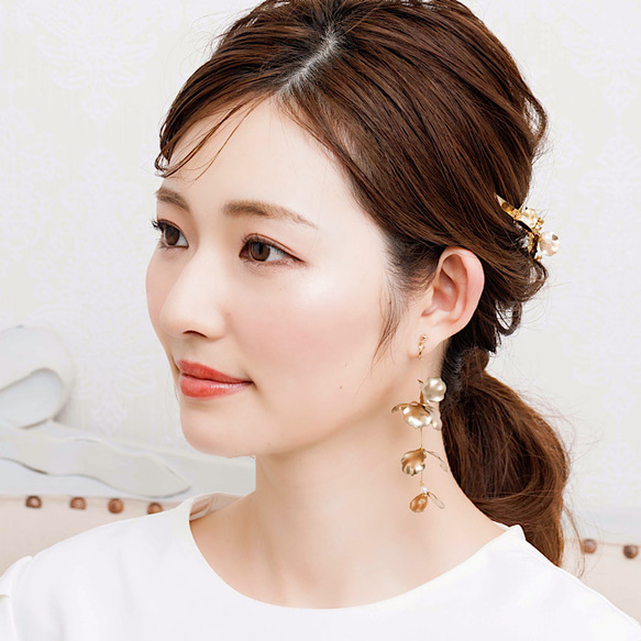 MA116  ウェディング ヘッドドレス　カチューシャ ブライダル ヘアアクセサリー 結婚式 前撮り 卒業式 3枚目の画像